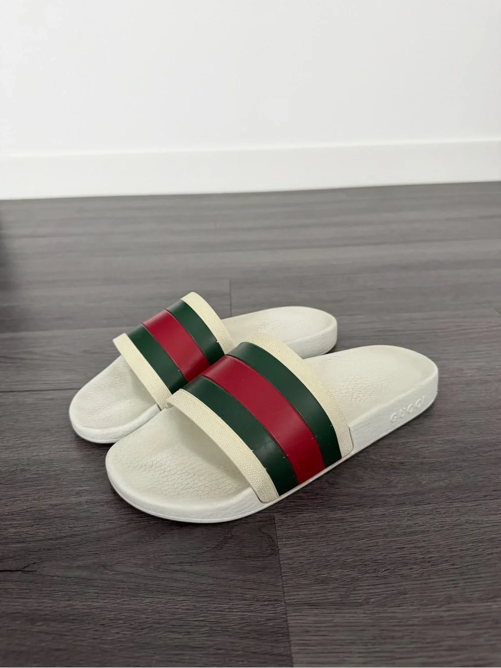 Gucci Cream Slides with Green and Red Stripes